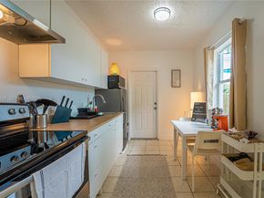 7031 NW 6th Ct, Miami FL 33150