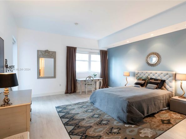6103 Aqua Ave 301, Miami Beach FL 33141