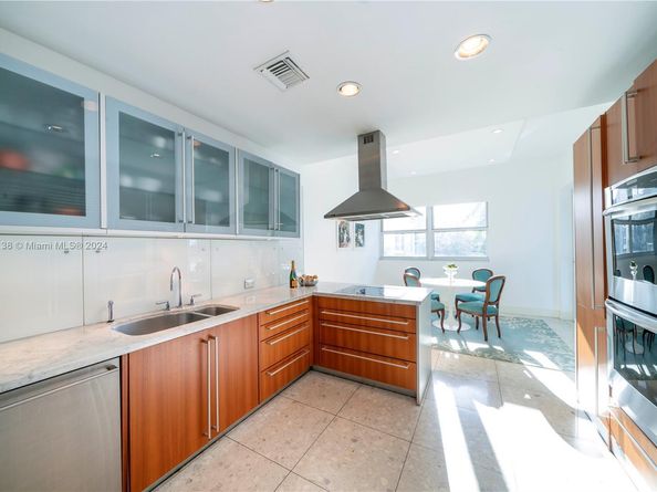 6103 Aqua Ave 301, Miami Beach FL 33141