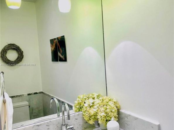 6103 Aqua Ave 301, Miami Beach FL 33141