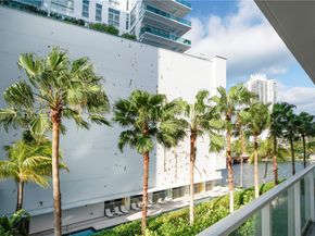 6103 Aqua Ave 301, Miami Beach FL 33141