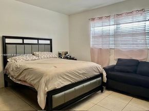 12890 NE 8th Ave 102, North Miami FL 33161
