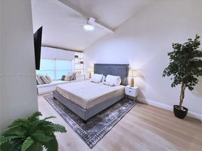 775 NE 76th St, Miami FL 33138