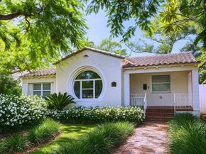 775 NE 76th St, Miami FL 33138