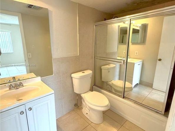 7205 W Sunrise Blvd 7205, Plantation FL 33313