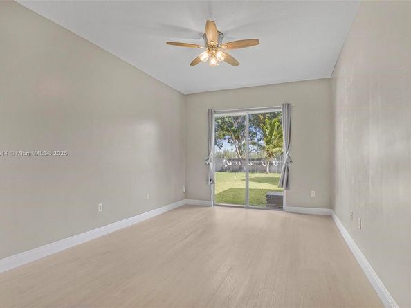 2821 Augusta Dr, Homestead FL 33035