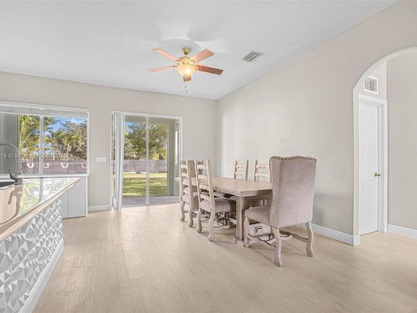 2821 Augusta Dr, Homestead FL 33035