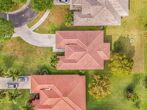 2821 Augusta Dr, Homestead FL 33035