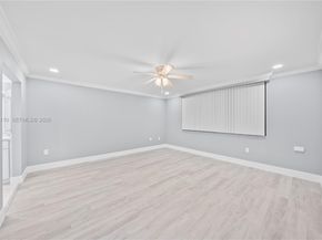 1001 Colony Point Cir 114, Pembroke Pines FL 33026