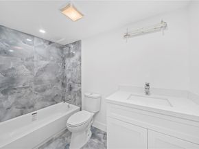 1001 Colony Point Cir 114, Pembroke Pines FL 33026