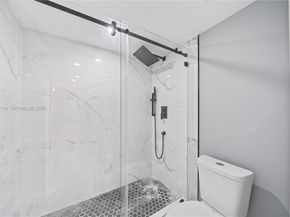 1001 Colony Point Cir 114, Pembroke Pines FL 33026