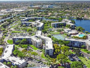 1001 Colony Point Cir 114, Pembroke Pines FL 33026