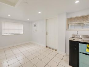 2063 NE 173rd St, North Miami Beach FL 33162