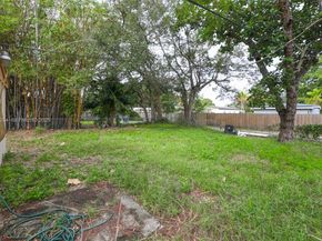 2063 NE 173rd St, North Miami Beach FL 33162
