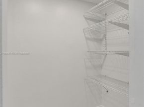 850 N Miami Ave W1810, Miami FL 33136