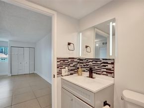 850 N Miami Ave W1810, Miami FL 33136