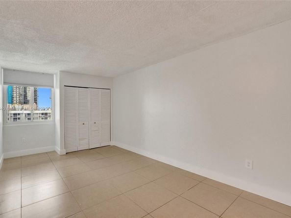 850 N Miami Ave W1810, Miami FL 33136