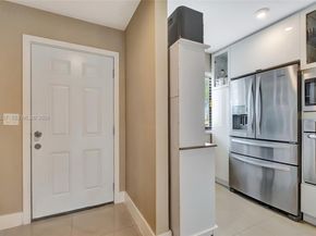 21300 San Simeon Way K2, Miami FL 33179