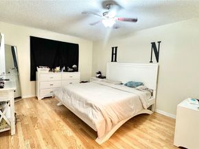 741 NW 105th Ter, Pembroke Pines FL 33026