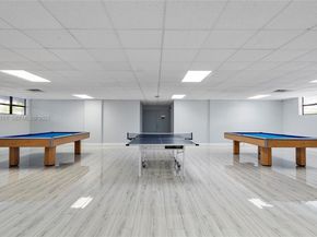 600 Parkview Dr 831, Hallandale Beach FL 33009