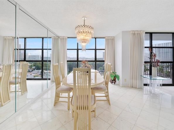 600 Parkview Dr 831, Hallandale Beach FL 33009