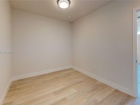 2555 NE 193rd St 2224, Miami FL 33180