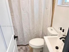 747 E 19th St, Hialeah FL 33013