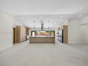 8120 SW 162nd St, Palmetto Bay FL 33157