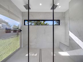 8120 SW 162nd St, Palmetto Bay FL 33157