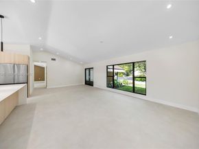 8120 SW 162nd St, Palmetto Bay FL 33157