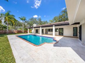 8120 SW 162nd St, Palmetto Bay FL 33157