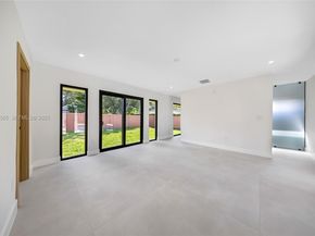 8120 SW 162nd St, Palmetto Bay FL 33157