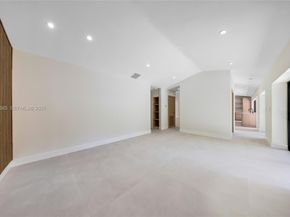 8120 SW 162nd St, Palmetto Bay FL 33157