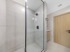 8120 SW 162nd St, Palmetto Bay FL 33157