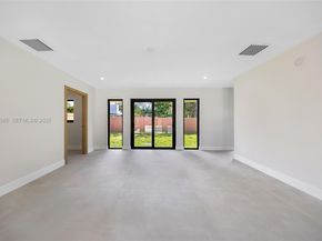 8120 SW 162nd St, Palmetto Bay FL 33157