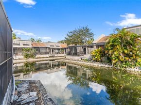 1523 NW 113th Way, Pembroke Pines FL 33026