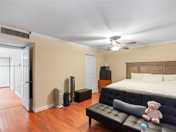 1523 NW 113th Way, Pembroke Pines FL 33026