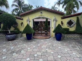 3030 Alton Rd, Miami Beach FL 33140