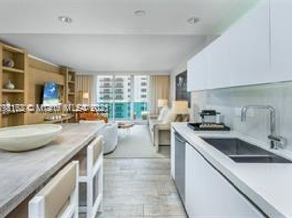 102 24th St 1112, Miami Beach FL 33139
