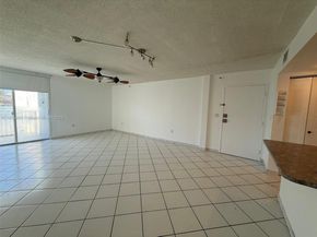 7832 Collins Ave 207, Miami Beach FL 33141