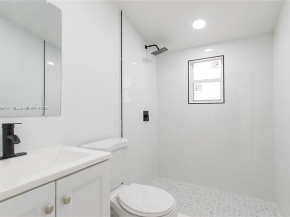 1420 NW 58th Ter, Miami FL 33142