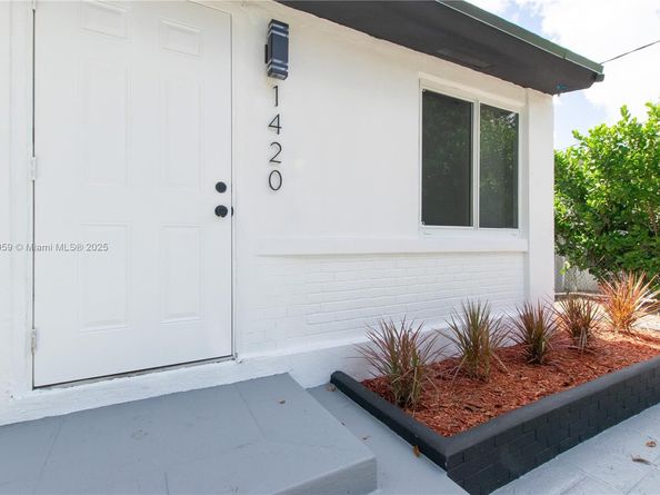 1420 NW 58th Ter, Miami FL 33142