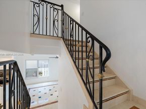 4978 SW 35th Ter, Hollywood FL 33312