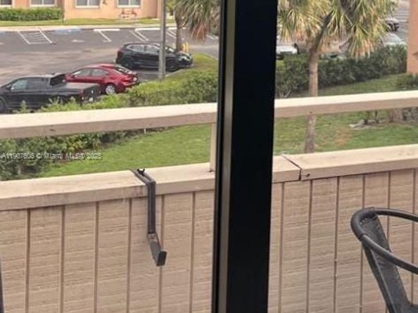 17600 NW 68th Ave B4002, Hialeah FL 33015