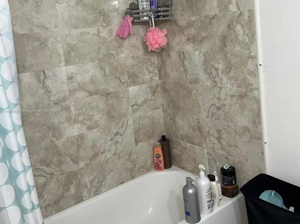 17600 NW 68th Ave B4002, Hialeah FL 33015