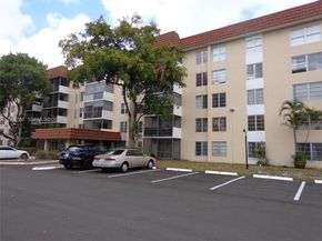 4172 Inverrary Dr 110, Lauderhill FL 33319