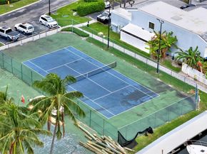 385 Poinciana Dr 1230, Sunny Isles Beach FL 33160