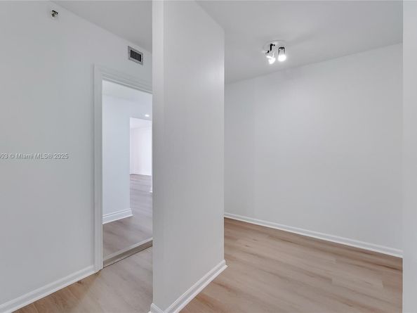 1581 Brickell Ave PH102, Miami FL 33129