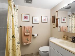 1425 Arthur St 205A, Hollywood FL 33020