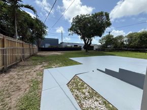 12235 NE 12th Pl, North Miami FL 33161